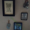 Die Minibilder an der Wand einer netten Sammlerin...