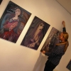 Marion Lucka: Ausstellungsaufbau in der Kunstgalerie im Alten Rathaus in Schwarzenbach/Saale (2014)