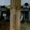 Marion Lucka: Sandsteinstele (1997)